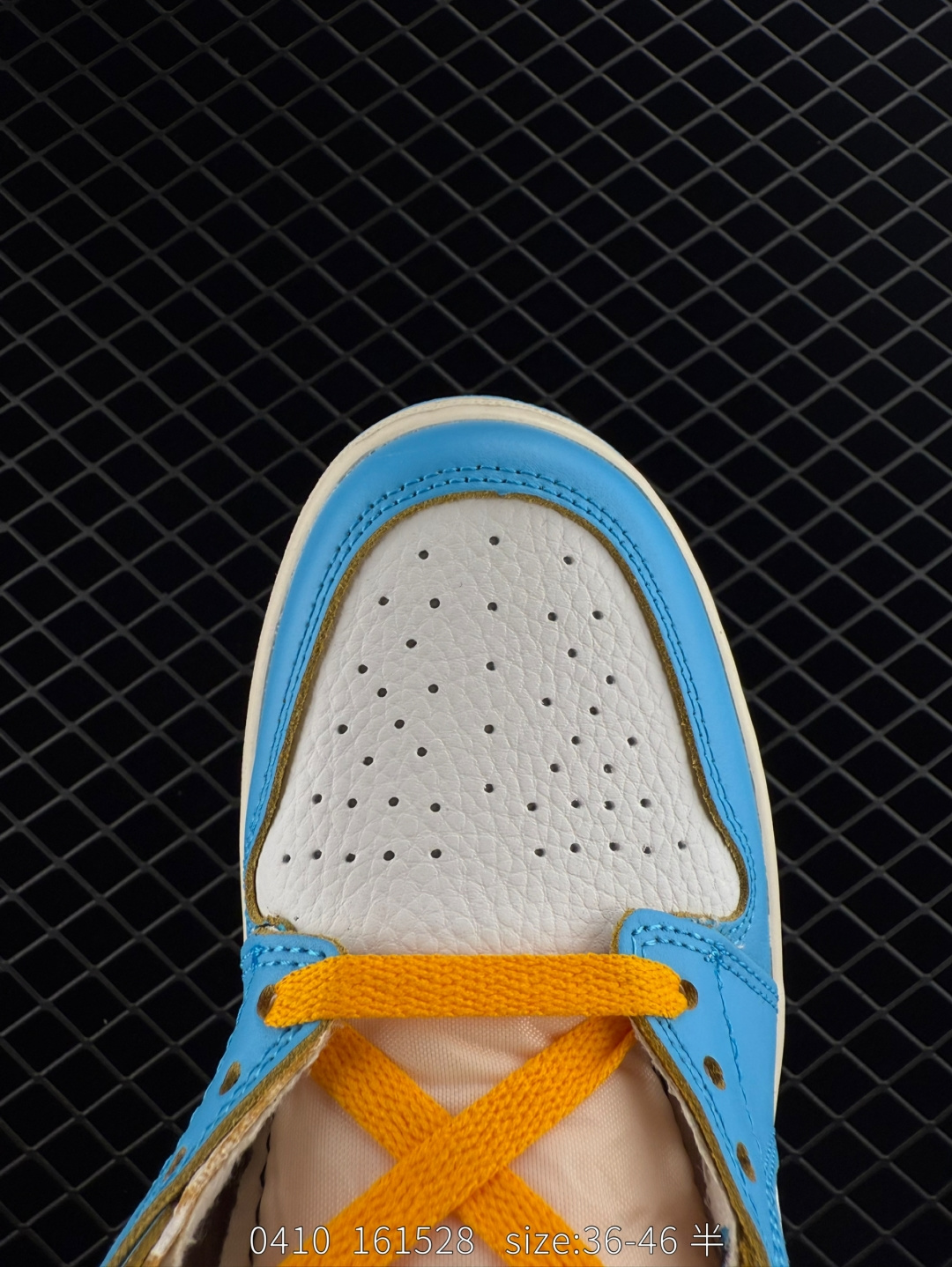 Travis Scott x Air Jordan 1 ” Reverse Mocha “